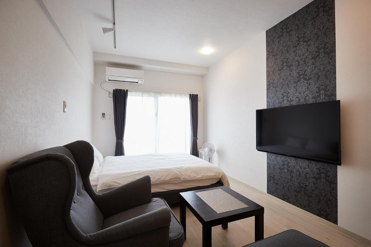 New Normal Hotel In Nago ニューノーマルホテルイン名護 Exteriör bild